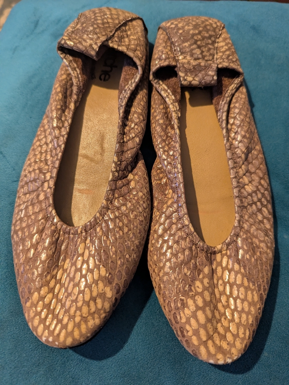 Arche Snake-Embossed Slip-On Flats in Beige and Brown - Picture 3 of 6
